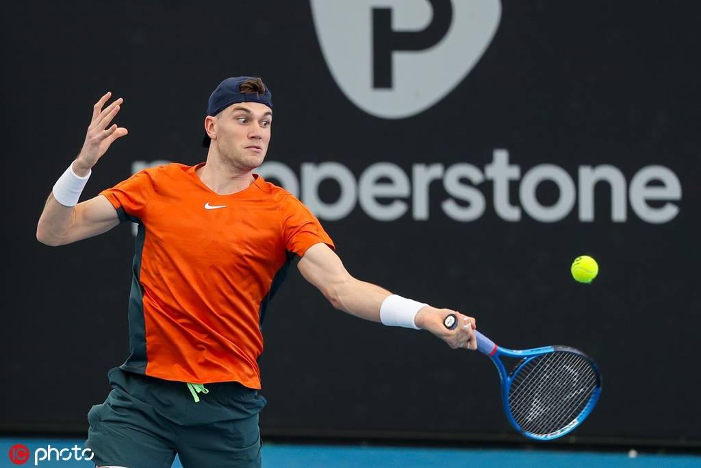 我本想踢到 我本想踢到