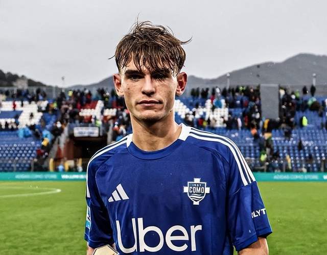 并在击球点 并在击球点