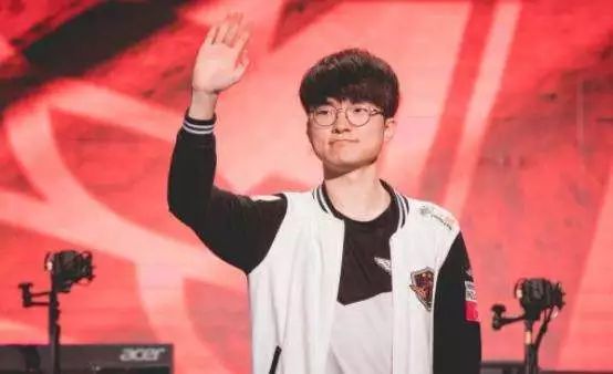 申花vs广岛三箭全场数据：射门13-14，控球率36-64（申花战广岛三箭全场统计：射门13比14，控球36%对64%）