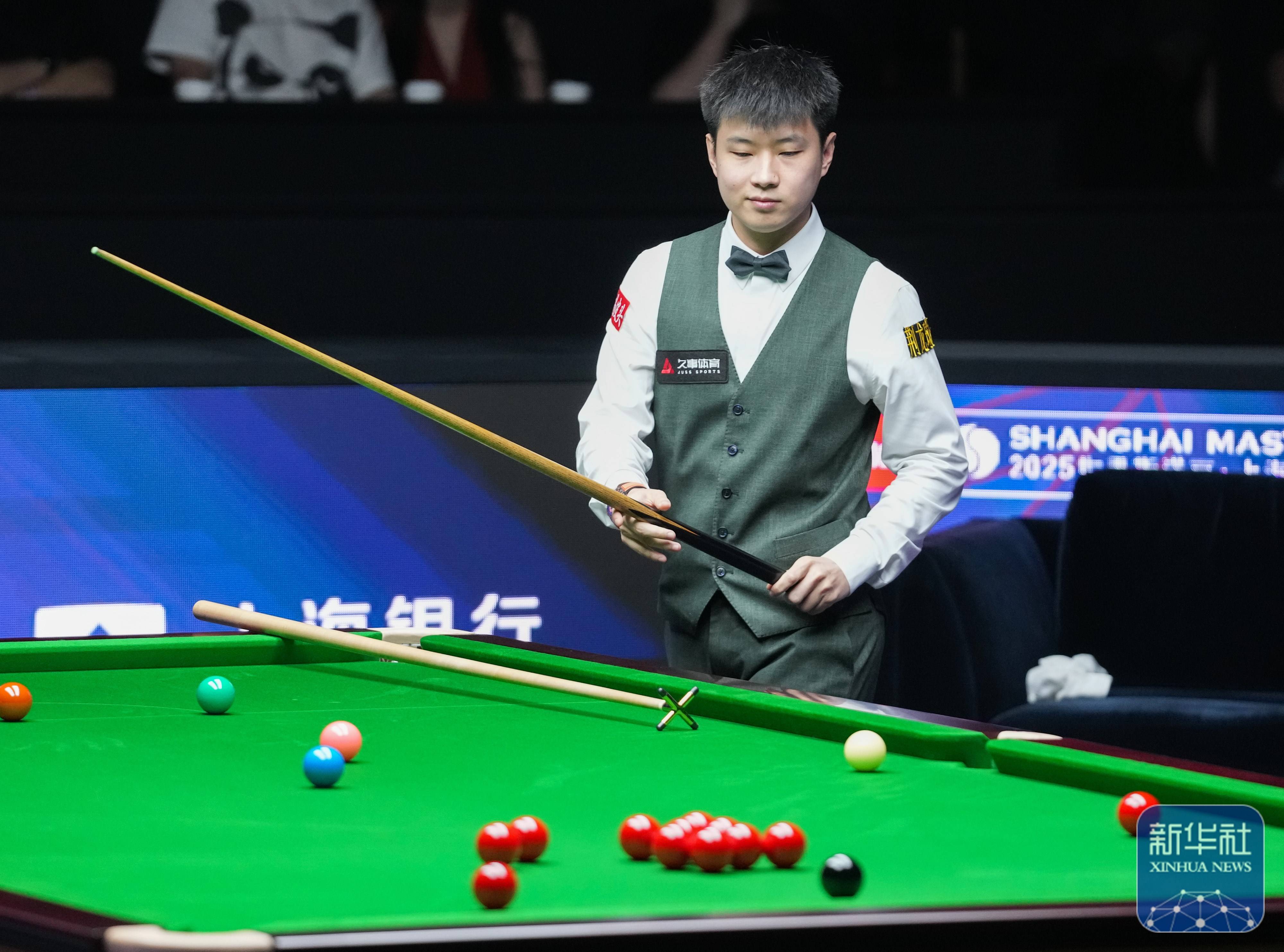 底角轮转靠 底角轮转靠