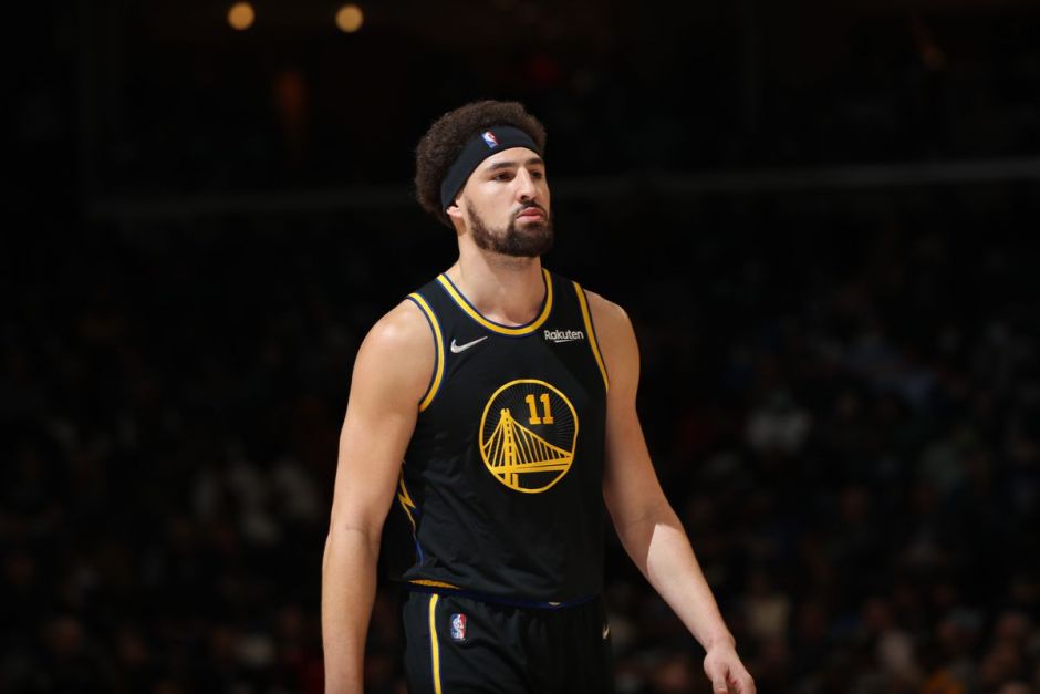 侧包抄与中 侧包抄与中