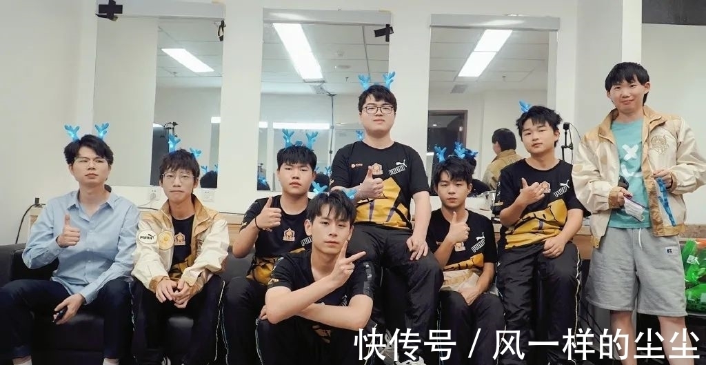 率略有波动 率略有波动