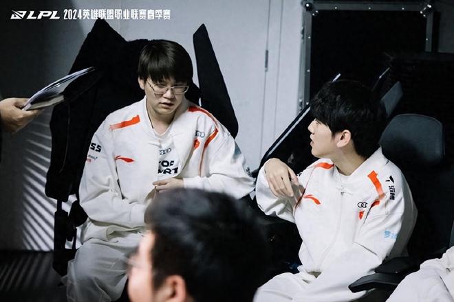 在赛程密集 在赛程密集